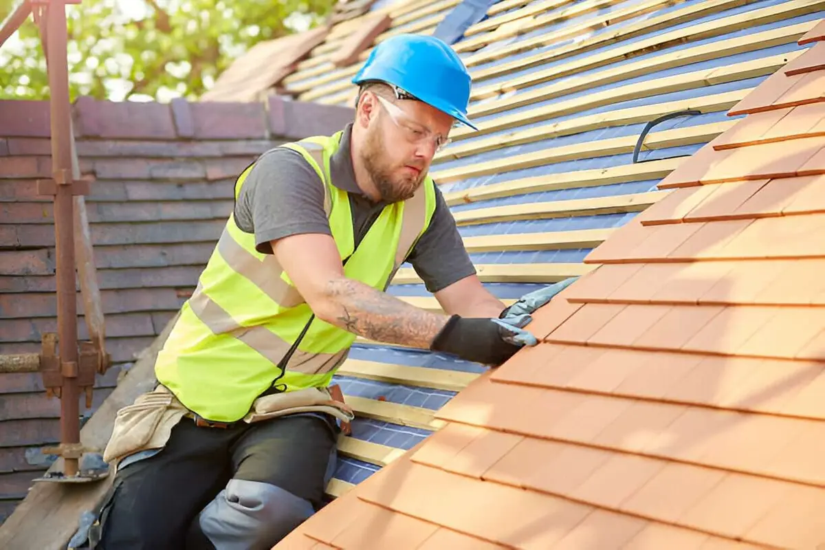 Professional residential roof inspection and shingle replacement in Portland Oregon